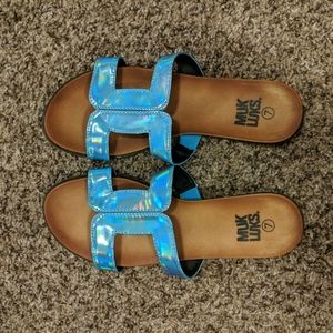Women's Mukluk Sandals size 7